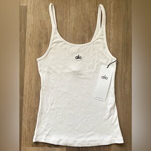 ALO Yoga Ribbed Prosper Tank Top Size Medium Embroidered Logo Modal Stretch NWT